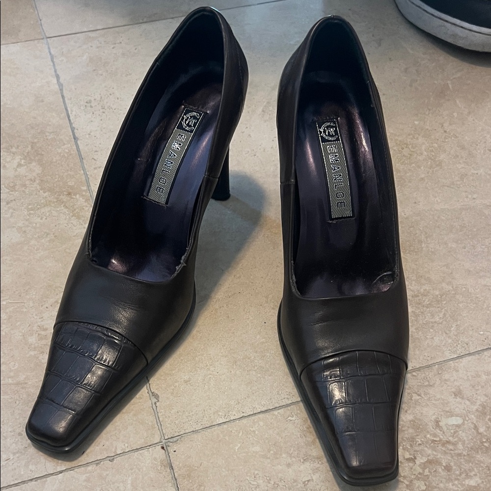 Franco Sarto Emanole Black Croc-Embossed Heels